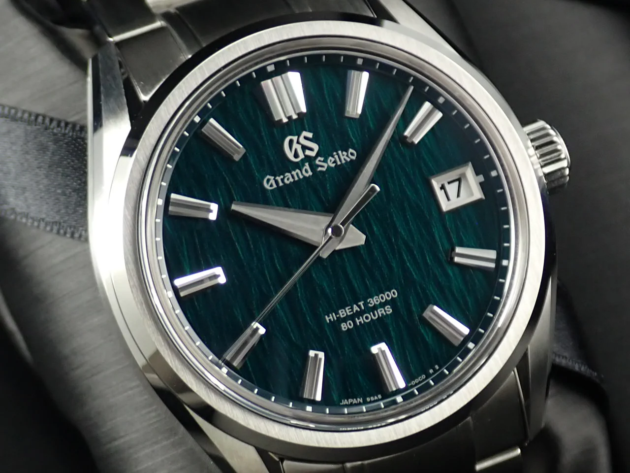 Thumbnail 3